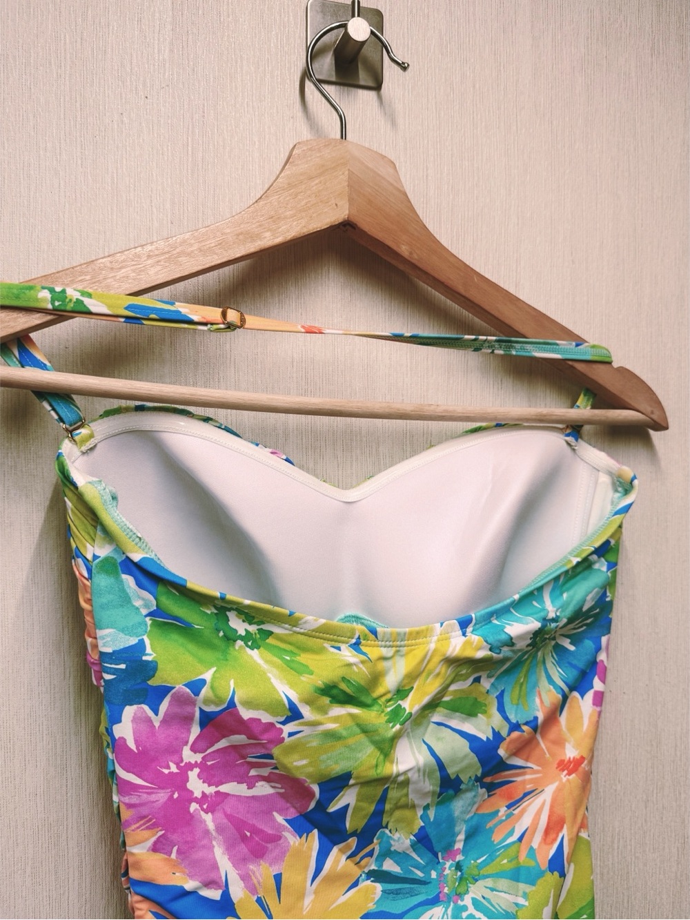 NWT Bleu Rod Beattie Tropical Floral Ruched One Piece Swimsuit, Size 10 - Picture 7 of 11